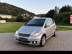 Silber Gebraucht 2007 Mercedes A180 Kleinwagen | 2.500 € (Teuer)