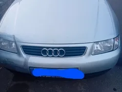 Silber Gebraucht 2000 Audi A3 Ambiente Limousine | 890 € (Superpreis)