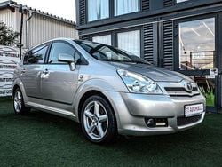 Silber Gebraucht 2006 Toyota Corolla Verso Van / Kleinbus | 2.999 € (Fairer Preis)