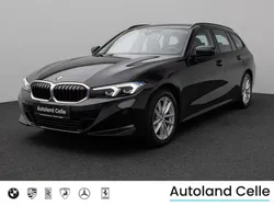 Schwarz ii668schwarz Gebraucht 2022 BMW 320 Sport Line Limousine | 26.499 € (Guter Preis)
