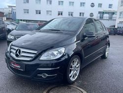 Schwarz Gebraucht 2011 Mercedes B200 Van / Kleinbus | 3.790 € (Superpreis)