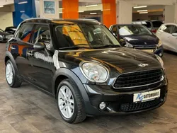 Schwarz Gebraucht 2013 Mini One D Countryman SUV | 8.999 €