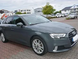 Grau Gebraucht 2019 Audi A3 Sportback Sport Kombi | 18.500 € (Guter Preis)