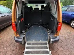Orange Gebraucht 2016 VW Caddy Trendline Van / Kleinbus | 26.990 €
