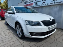 Weiß Gebraucht 2013 Skoda Octavia Elegance Kombi | 9.999 € (Fairer Preis)
