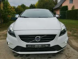Weiß Gebraucht 2015 Volvo V40 Kombi | 5.700 € (Superpreis)