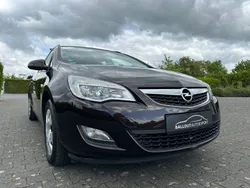 Braun Gebraucht 2012 Opel Astra Edition Kombi | 3.500 € (Fairer Preis)