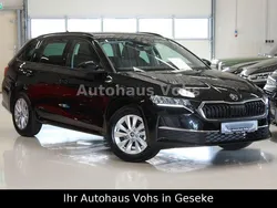 Grau Neu 2025 Skoda Octavia Selection Kombi | 31.470 € (Superpreis)