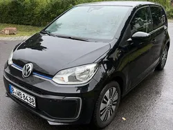 Schwarz Gebraucht 2018 VW e-up! Kleinwagen | 7.700 € (Guter Preis)