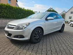 Silber Gebraucht 2006 Opel Astra GTC Cosmo Limousine | 1.600 € (Guter Preis)
