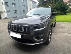 Grau Gebraucht 2021 Jeep Cherokee Overland SUV | 22.390 €