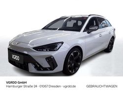 Glacial weiß metallic Gebraucht 2025 Cupra Leon Kombi | 30.890 € (Guter Preis)