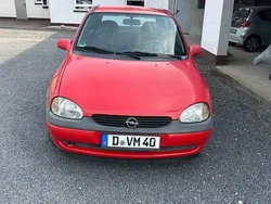 Rot Gebraucht 1999 Opel Corsa Edition Limousine | 777 € (Guter Preis)