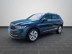 Nightshade blue metallic (metallic) Gebraucht 2024 VW Tiguan SUV | 26.900 €