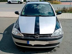 Silber Gebraucht 2003 Opel Corsa Kleinwagen | 750 € (Guter Preis)
