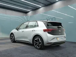 Silber Gebraucht 2021 VW ID.3 Kleinwagen | 18.349 € (Superpreis)