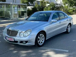 Silber Gebraucht 2008 Mercedes E220 Limousine | 4.750 € (Etwas zu teuer)