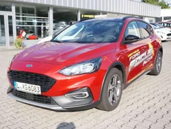 Fantasticrot Gebraucht 2021 Ford Focus Active Limousine | 20.980 € (Fairer Preis)