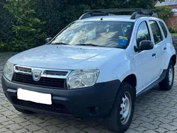 Weiß Gebraucht 2010 Dacia Duster SUV | 5.999 € (Fairer Preis)