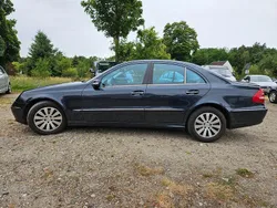 Blau Gebraucht 2002 Mercedes E240 Classic Limousine | 1.200 € (Superpreis)