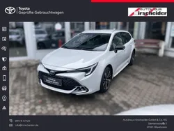 Grau Neu 2025 Toyota Corolla Limousine | 31.990 €