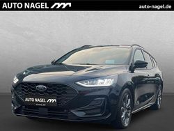 Schwarz Gebraucht 2024 Ford Focus ST-Line X Limousine | 24.880 € (Guter Preis)