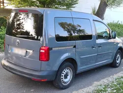 Grau Gebraucht 2017 VW Caddy Van / Kleinbus | 9.300 € (Fairer Preis)