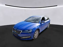 Blau Gebraucht 2022 Skoda Superb Premium Edition Kombi | 25.750 € (Guter Preis)