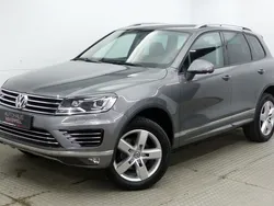 Grau Gebraucht 2017 VW Touareg R-line SUV | 23.800 € (Superpreis)