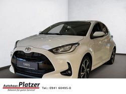 Weiß Neu 2025 Toyota Yaris Hybrid Limousine | 24.380 € (Guter Preis)