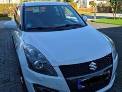 Weiß Gebraucht 2016 Suzuki Swift Sport Kleinwagen | 11.900 € (Etwas zu teuer)