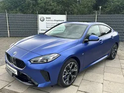 Blau Gebraucht 2024 BMW 220 M Sport Coupé | 45.900 €