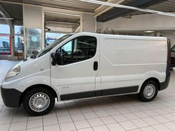 Weiß Gebraucht 2009 Renault Trafic Van | 6.900 € (Guter Preis)