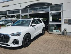 Weiß Gebraucht 2021 Audi Q3 S-Line SUV | 24.990 € (Guter Preis)