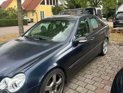 Blau Gebraucht 2000 Mercedes C200 Limousine | 3.300 €