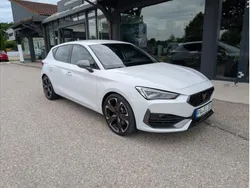 Weiss Gebraucht 2025 Cupra Leon VZ Limousine | 40.990 € (Fairer Preis)