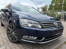 Blau Gebraucht 2012 VW Passat Exclusive Kombi | 8.999 € (Fairer Preis)