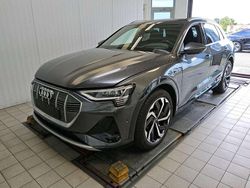 Daytonagrau perleffekt Gebraucht 2022 Audi e-tron S-Line SUV | 43.570 € (Fairer Preis)