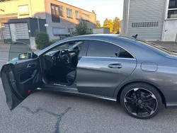 Grau Gebraucht 2013 Mercedes CLA200 Coupé | 17.000 € (Teuer)