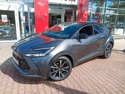 Marlin grau metallic / dach schwarz Gebraucht 2023 Toyota C-HR Team SUV | 29.490 € (Etwas zu teuer)