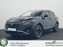 Pearl black schwarz Gebraucht 2024 Nissan Qashqai Comfort SUV | 32.390 € (Guter Preis)