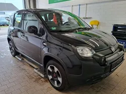 Schwarz Gebraucht 2023 Fiat Panda Cross Cross Kleinwagen | 12.999 € (Fairer Preis)
