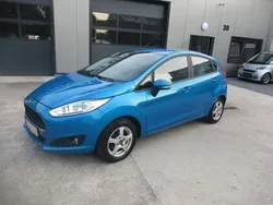 Blau Gebraucht 2016 Ford Fiesta Celebration Kleinwagen | 8.990 € (Fairer Preis)
