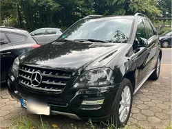 Schwarz Gebraucht 2010 Mercedes ML300 SUV | 15.900 € (Fairer Preis)