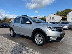 Grau Gebraucht 2015 Dacia Sandero Prestige Kleinwagen | 8.999 € (Guter Preis)