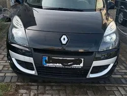 Schwarz Gebraucht 2011 Renault Scénic III Bose Edition Van / Kleinbus | 6.000 € (Guter Preis)