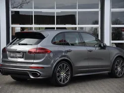 Silber Gebraucht 2016 Porsche Cayenne SUV | 32.000 € (Fairer Preis)