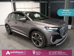 Grau Gebraucht 2022 Audi Q4 e-tron Basis SUV | 32.770 € (Guter Preis)