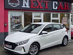 Atlas white / sol Gebraucht 2023 Hyundai i20 Trend Limousine | 17.900 € (Guter Preis)