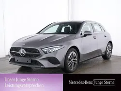 Grau Gebraucht 2024 Mercedes A180 Progressive Limousine | 27.390 € (Guter Preis)